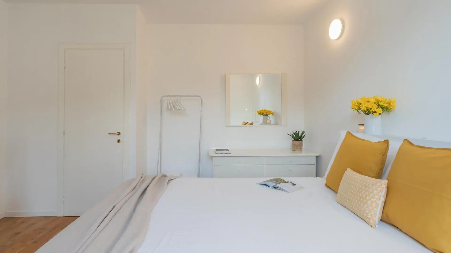 Apartamento Ponente Balcony & Garden By Rent All Como Gravedona Italia