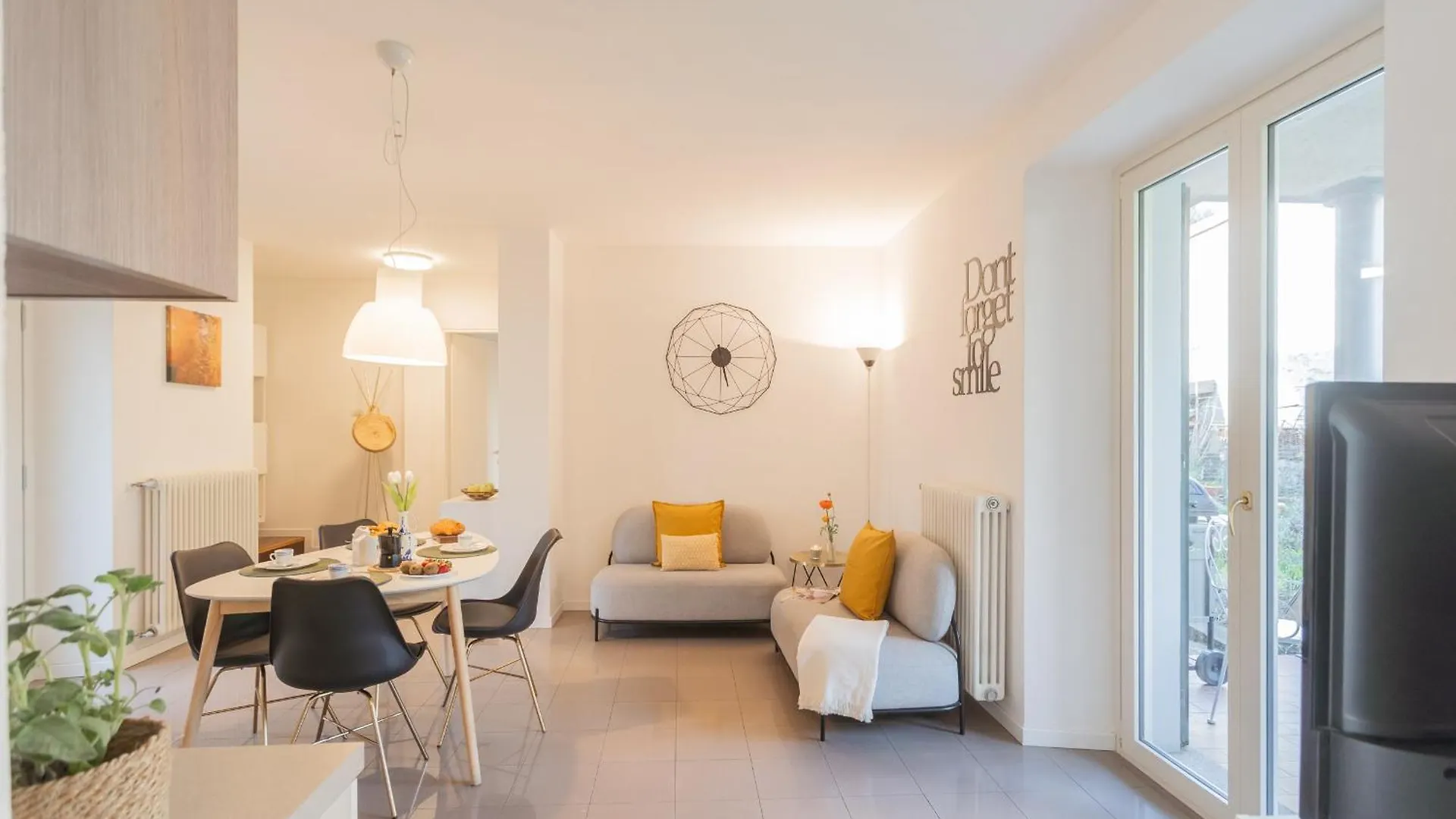 Ponente Balcony & Garden By Rent All Como Gravedona
