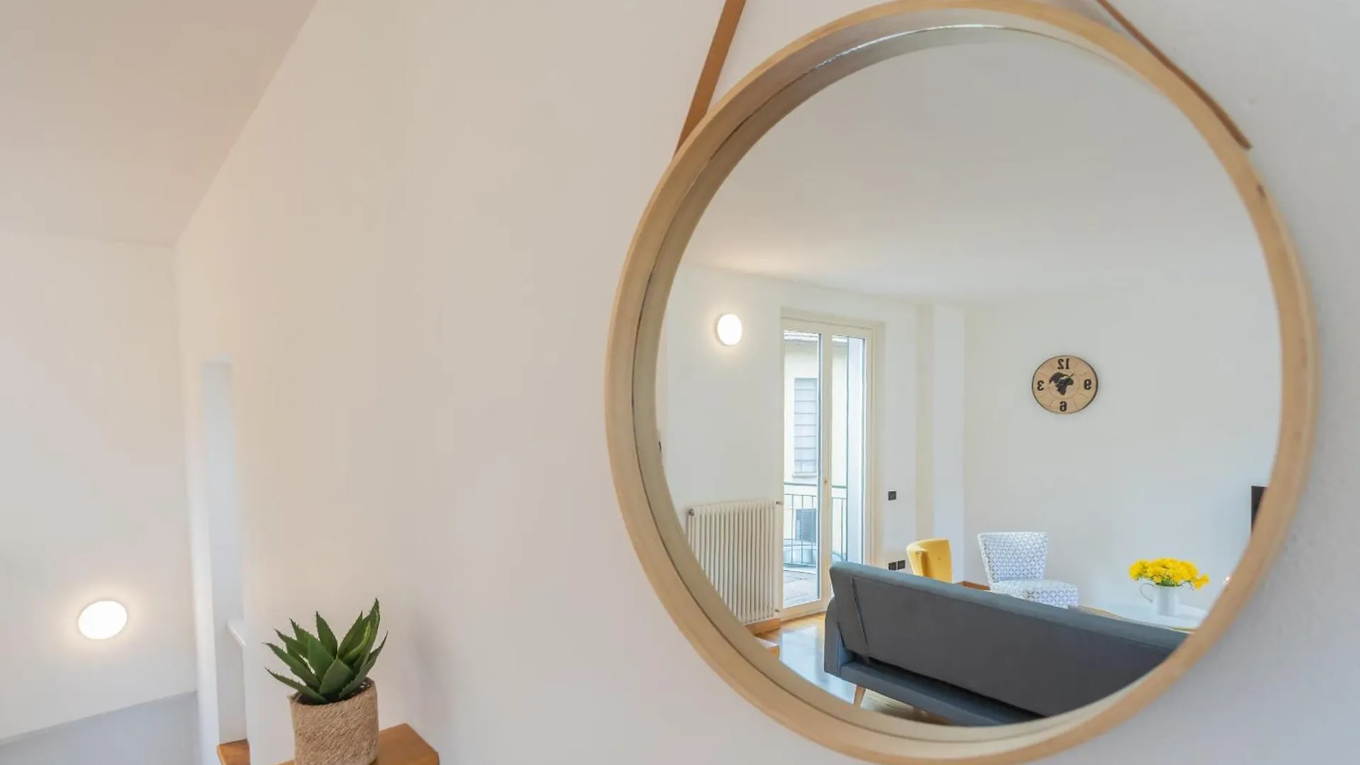 Ponente Balcony & Garden By Rent All Como Gravedona