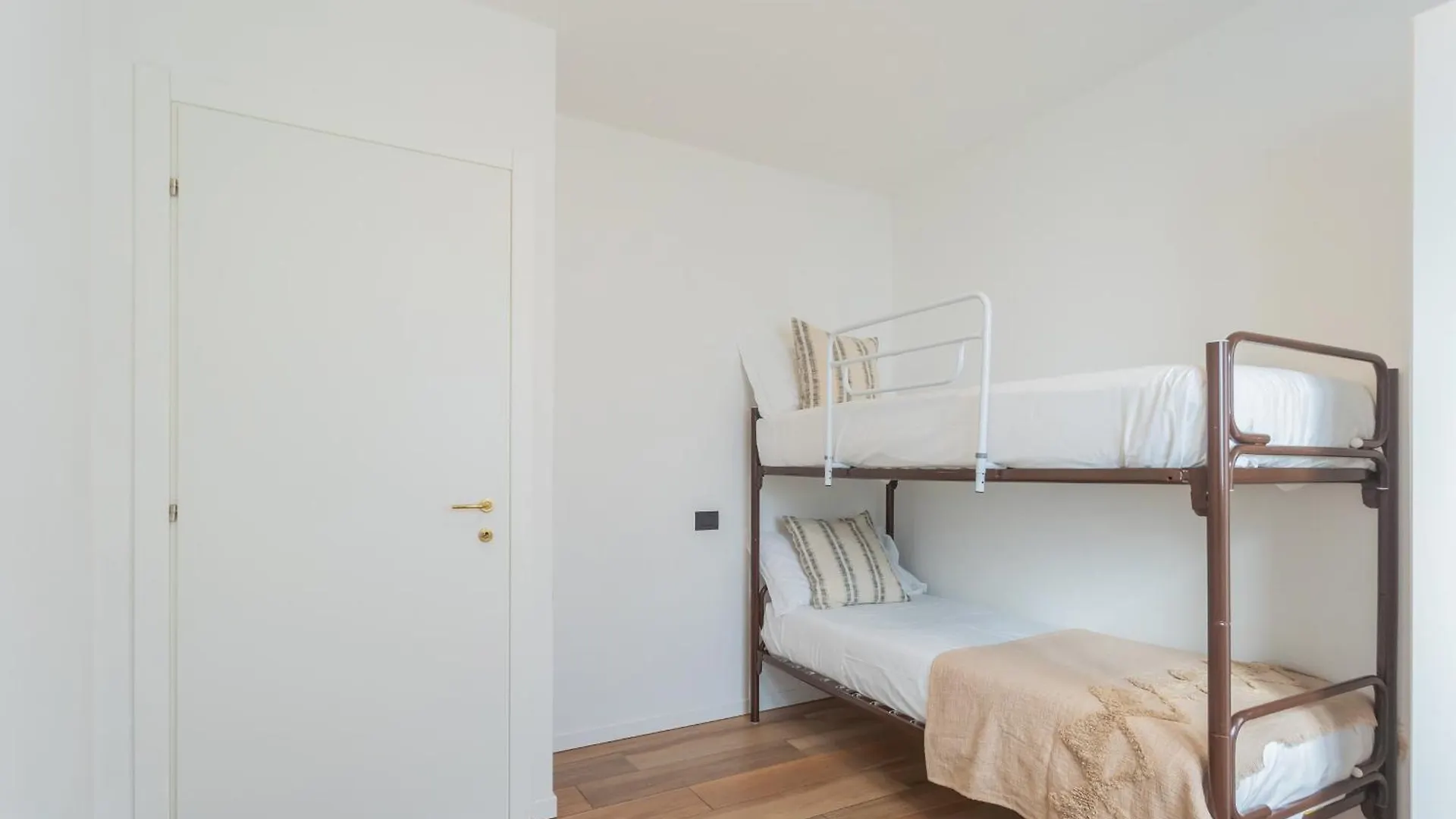 Apartamento Ponente Balcony & Garden By Rent All Como Gravedona