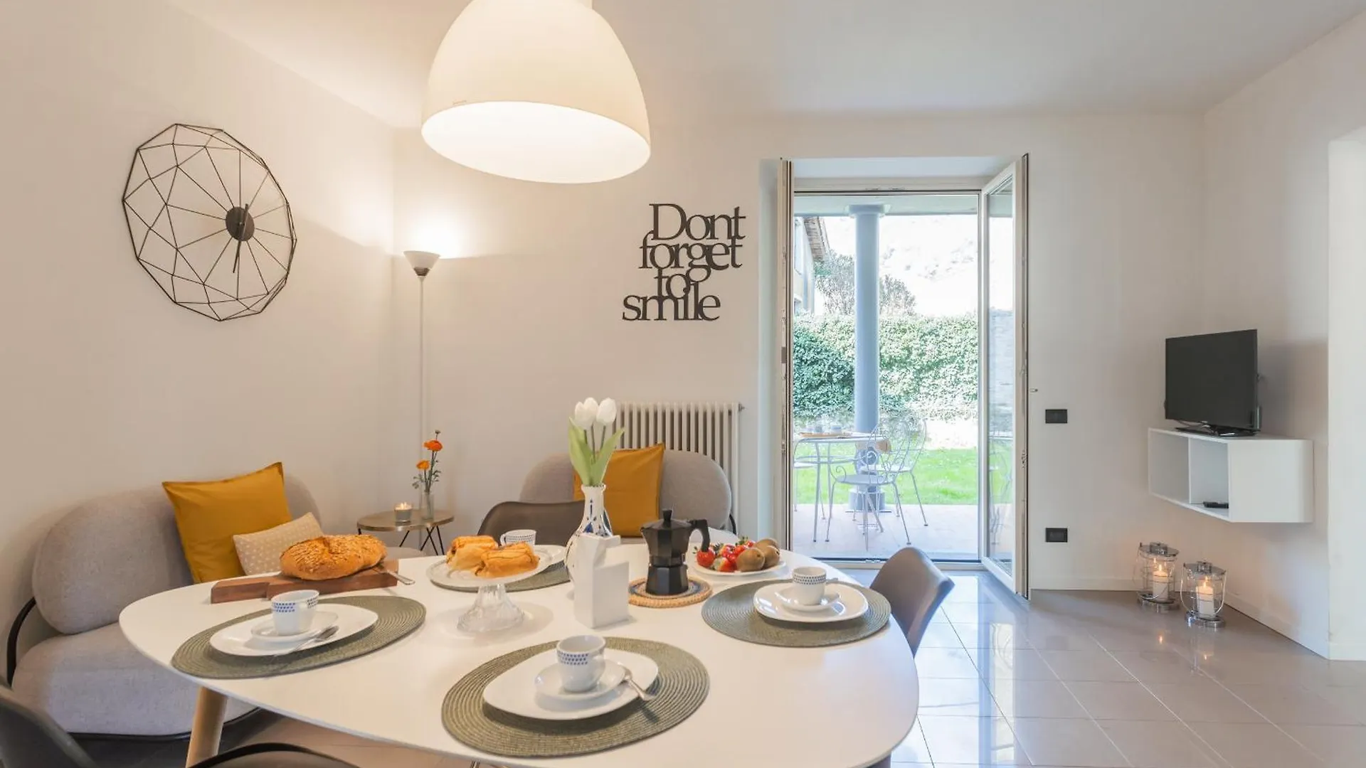 Ponente Balcony & Garden By Rent All Como Gravedona 0*,