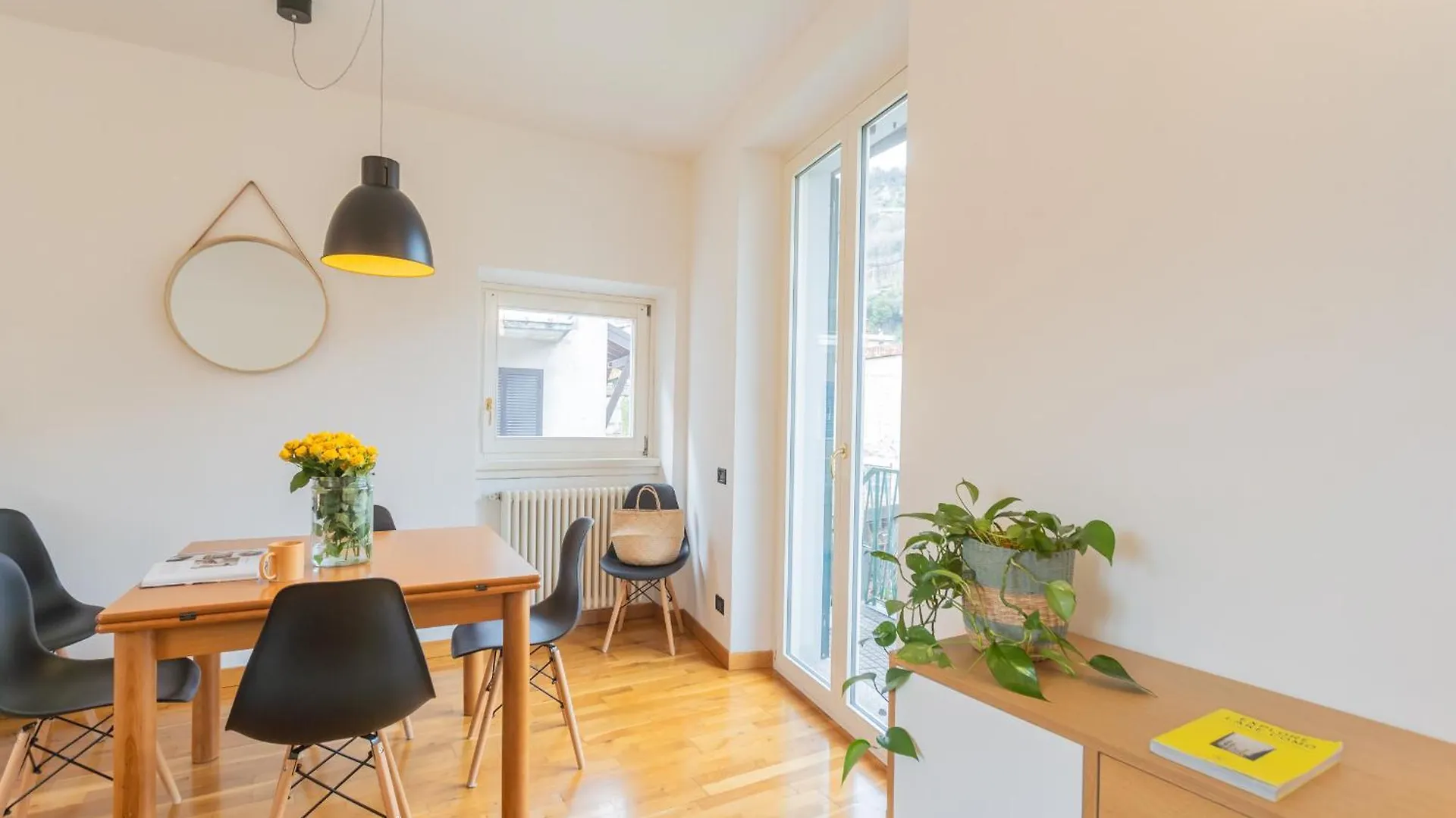 Ponente Balcony & Garden By Rent All Como Gravedona