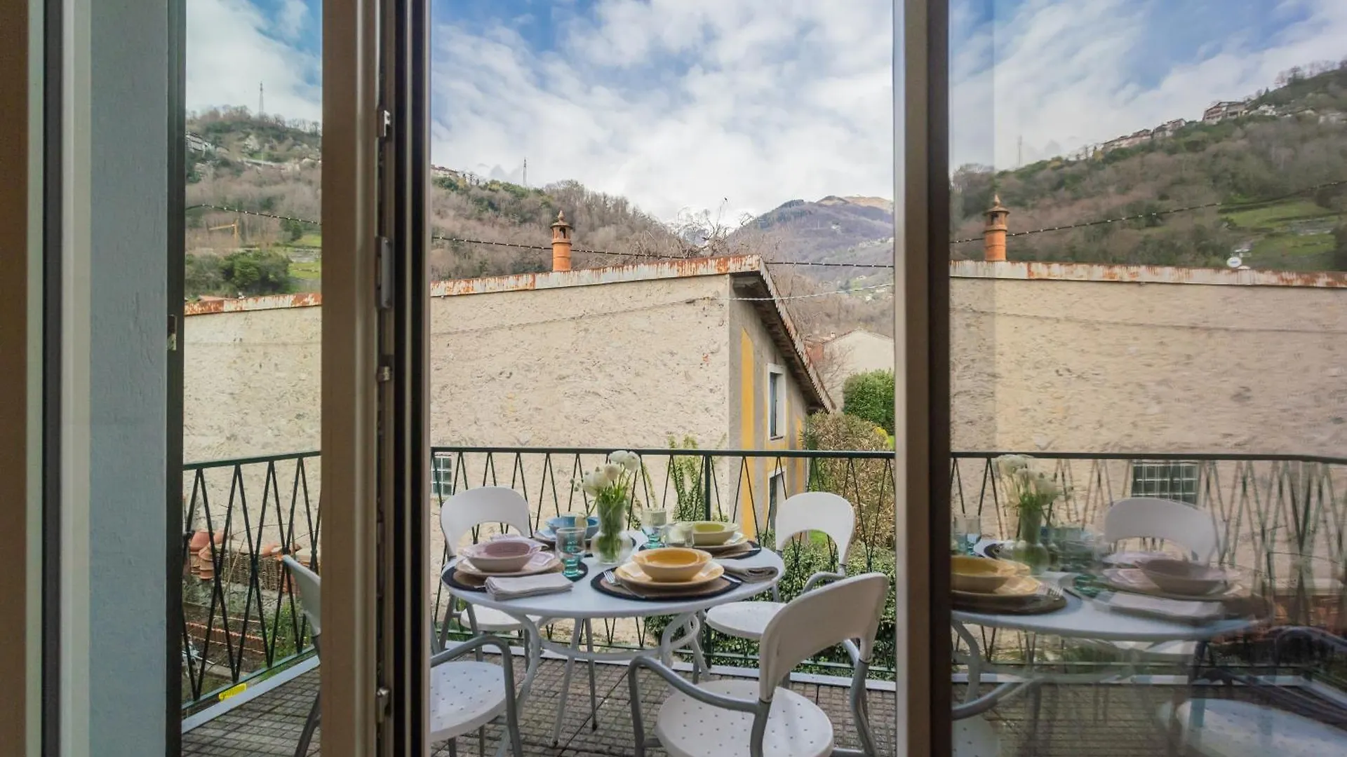 Apartamento Ponente Balcony & Garden By Rent All Como Gravedona Italia