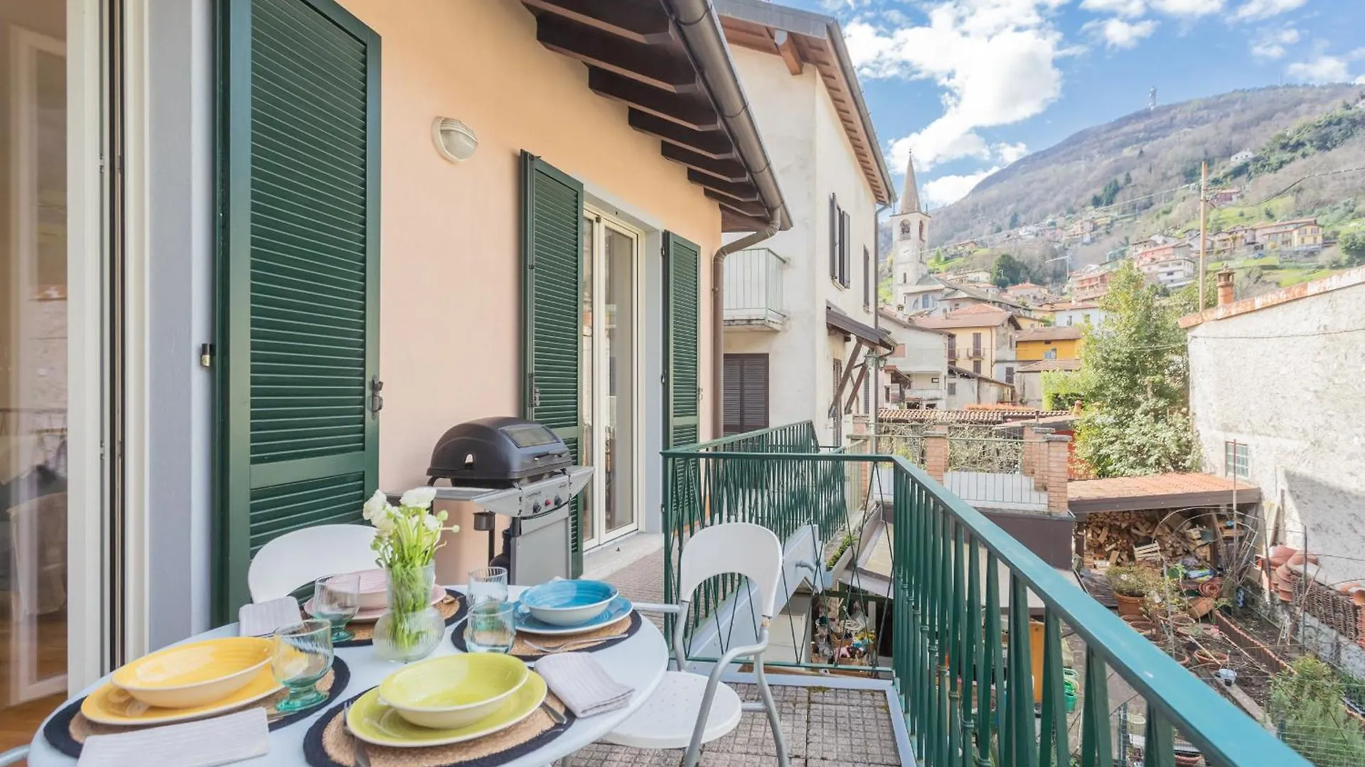 Ponente Balcony & Garden By Rent All Como Gravedona